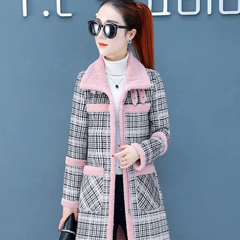 New Winter Lamb Wool Woolen Coat Thick plus Velvet Warm Cotton Coat Women Long Grid Parker Overcoat Quilted Jacket Trench Coats