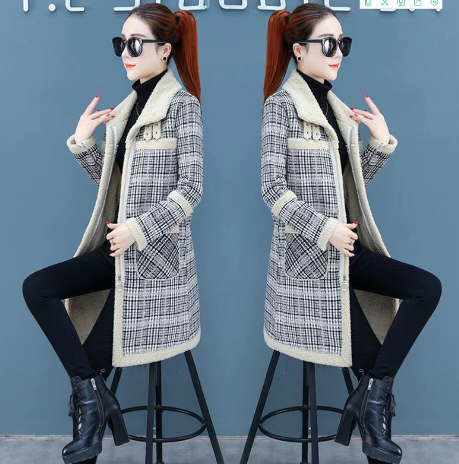New Winter Lamb Wool Woolen Coat Thick plus Velvet Warm Cotton Coat Women Long Grid Parker Overcoat Quilted Jacket Trench Coats